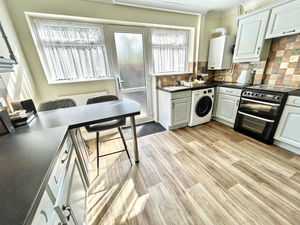 Photo 8- click for photo gallery